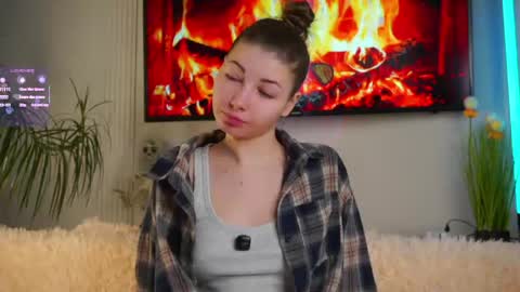 Emma  online show from April 5, 2:31 am