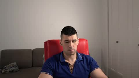 Snapshot of sandow_ chatting on May 14, 9:43 pm Sandow online show from May 14, 9:43 pm