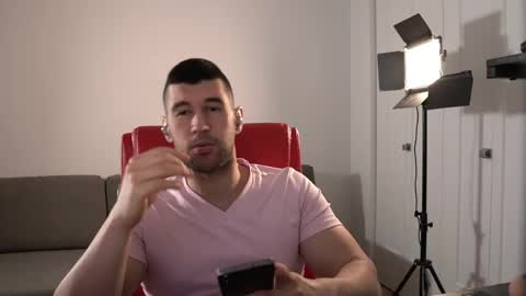 Snapshot of sandow_ chatting on May 28, 5:54 pm Sandow online show from May 28, 5:54 pm