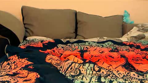 Snapshot of sandra10031989 chatting on February 5, 5:17 pm Sandra online show from February 5, 5:17 pm