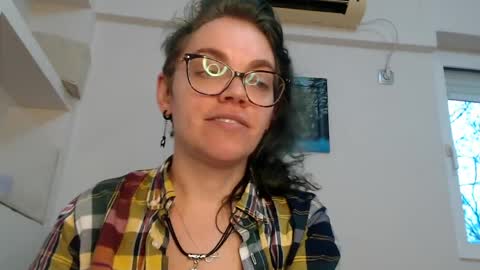 Snapshot of sandra10031989 chatting on March 26, 4:12 pm Sandra online show from March 26, 4:12 pm