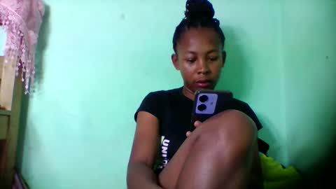 sandra1253099 online show from March 6, 6:43 am