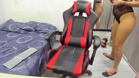 Snapshot of sandra_187 chatting on January 7, 8:55 pm Sandra 187 online show from January 7, 8:55 pm