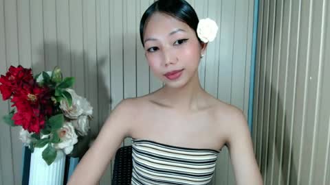 Snapshot of sandra_cruzz chatting on June 20, 9:34 am sandra online show from June 20, 9:34 am