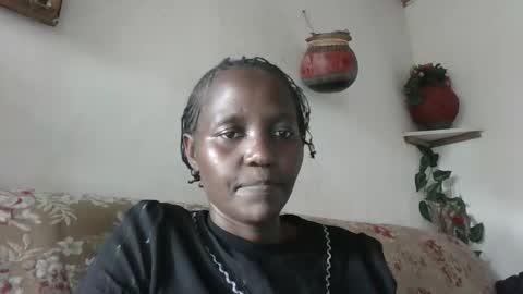 Snapshot of sandra_milly chatting on November 2, 1:13 pm sandra online show from November 2, 1:13 pm