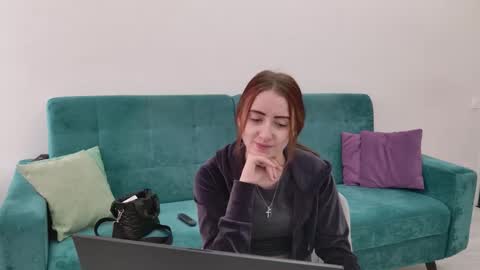 sandra prafer online show from March 5, 5:14 am