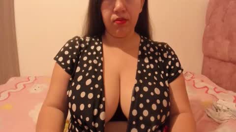 Snapshot of sandraclarkx69 chatting on May 25, 12:22 pm sandraclarkx69 online show from May 25, 12:22 pm