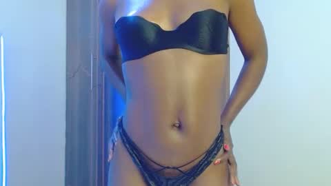 Snapshot of sandrah_ chatting on July 1, 4:03 am Sandy online show from July 1, 4:03 am