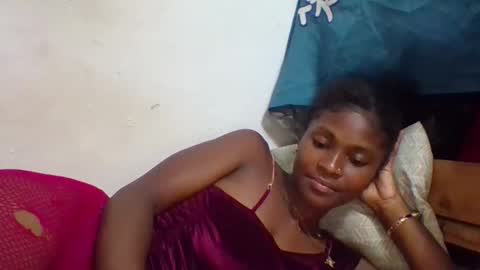 sandricaaa online show from February 4, 8:53 am