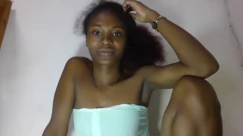 sandricaaa online show from March 27, 8:30 pm