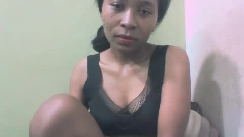 sandy735579 online show from April 13, 2:55 pm