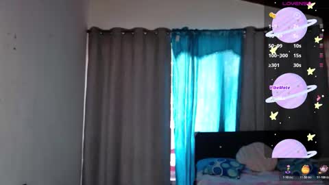 Snapshot of sandy_straw chatting on December 21, 5:20 pm sandy_straw online show from December 21, 5:20 pm