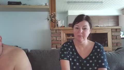 Snapshot of sanroom chatting on February 28, 2:40 pm sanroom online show from February 28, 2:40 pm