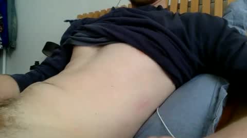 Snapshot of sansha1305 chatting on February 2, 5:33 pm sansha1305 online show from February 2, 5:33 pm