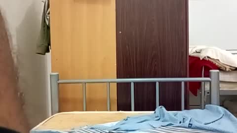 Snapshot of santhoshlees chatting on February 15, 3:31 am Harder online show from February 15, 3:31 am