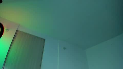 Snapshot of santi__ferrer chatting on April 25, 12:24 am Santi Ferrer online show from April 25, 12:24 am