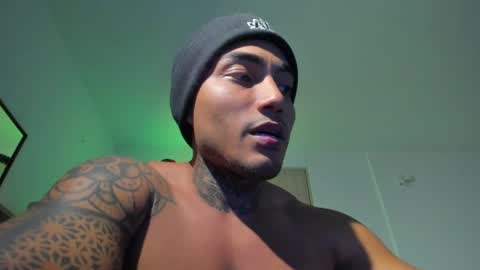 Snapshot of santi__ferrer chatting on April 28, 3:00 am Santi Ferrer online show from April 28, 3:00 am