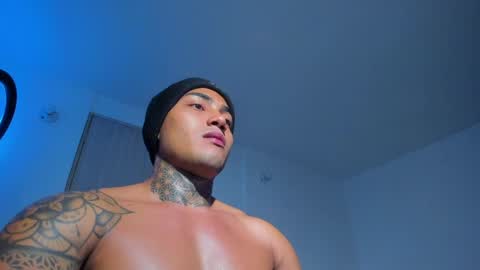 Snapshot of santi__ferrer chatting on May 6, 1:36 am Santi Ferrer online show from May 6, 1:36 am