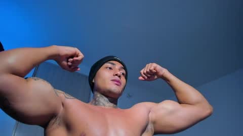 Snapshot of santi__ferrer chatting on May 7, 1:44 am Santi Ferrer online show from May 7, 1:44 am