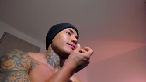 Snapshot of santi__ferrer chatting on May 25, 3:23 am Santi Ferrer online show from May 25, 3:23 am
