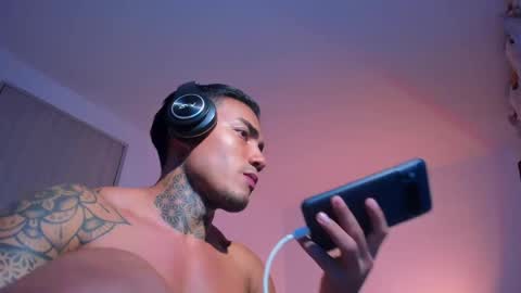 Snapshot of santi__ferrer chatting on May 29, 4:32 am Santi Ferrer online show from May 29, 4:32 am