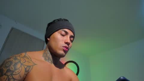 Snapshot of santi__ferrer chatting on June 18, 6:45 pm Santi Ferrer online show from June 18, 6:45 pm