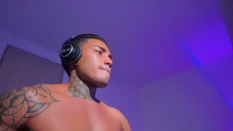 Snapshot of santi__ferrer chatting on July 6, 12:07 am Santi Ferrer online show from July 6, 12:07 am