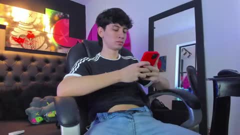 santi online show from January 2, 2:35 pm