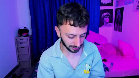 Snapshot of santi_mateo chatting on May 14, 6:09 am Santi online show from May 14, 6:09 am