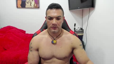 Snapshot of santi_pastori chatting on September 28, 6:35 pm santi_pastori online show from September 28, 6:35 pm