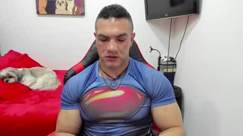 Snapshot of santi_pastori chatting on October 14, 6:31 pm santi_pastori online show from October 14, 6:31 pm