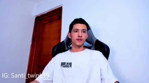 santi_twink19 online show from February 21, 8:16 pm