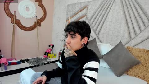 SantiAbader online show from November 20, 12:05 pm