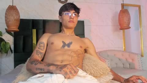 Santiago online show from April 14, 3:18 pm