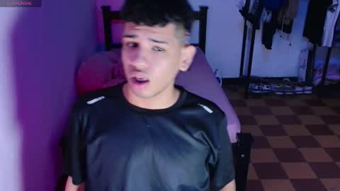 santi online show from April 10, 9:52 pm