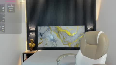 santiago_russo18 online show from October 7, 12:35 pm