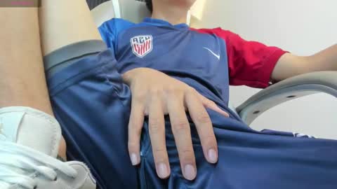 santiago_russo18 online show from November 5, 12:38 pm