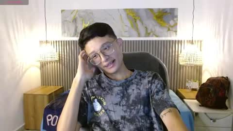 santiago_russo18 online show from February 4, 12:33 pm