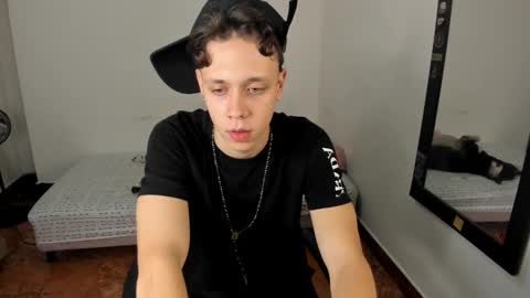 Julius Novachrono  online show from March 6, 8:44 am