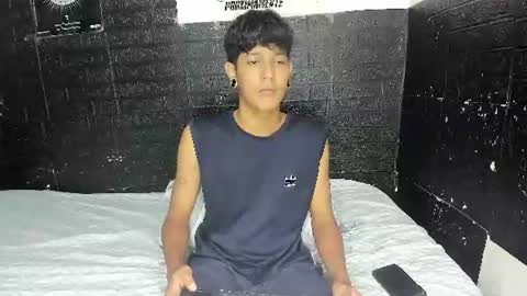 Snapshot of santos_xd chatting on June 10, 3:18 am santos online show from June 10, 3:18 am