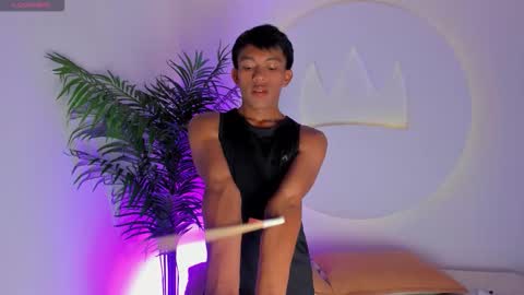 Santii online show from October 9, 10:30 pm