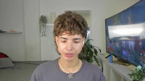 kitty online show from November 12, 2:23 am