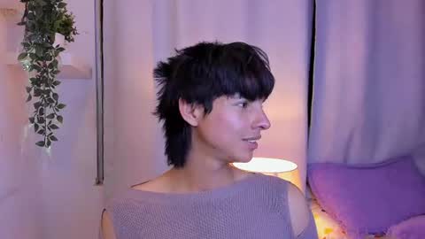 Snapshot of santy_kitty chatting on June 23, 2:53 am kitty online show from June 23, 2:53 am