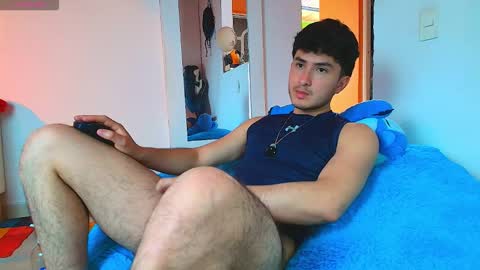 Santyago online show from March 4, 6:36 pm