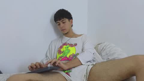 Snapshot of santybig18 chatting on December 21, 12:31 am santybig18 online show from December 21, 12:31 am