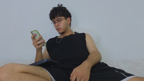 Snapshot of santybig18 chatting on January 31, 7:18 am santybig18 online show from January 31, 7:18 am