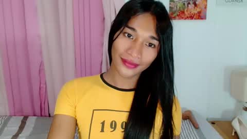 Snapshot of sanya_morenaxx chatting on June 3, 2:03 am sanya_morenaxx online show from June 3, 2:03 am
