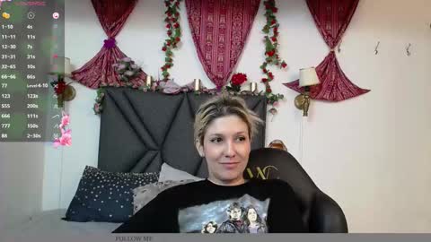 Snapshot of sanyaseraphine0 chatting on September 20, 7:26 pm sanyaseraphine0 online show from September 20, 7:26 pm