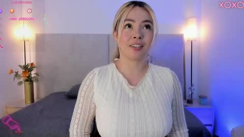 Saori  online show from April 18, 11:58 am