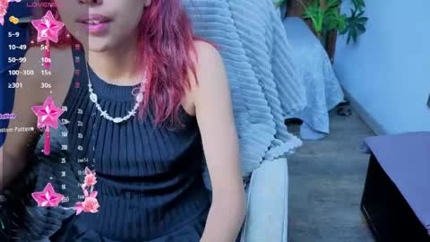 Snapshot of saphiire_ chatting on May 17, 2:02 pm saphi online show from May 17, 2:02 pm